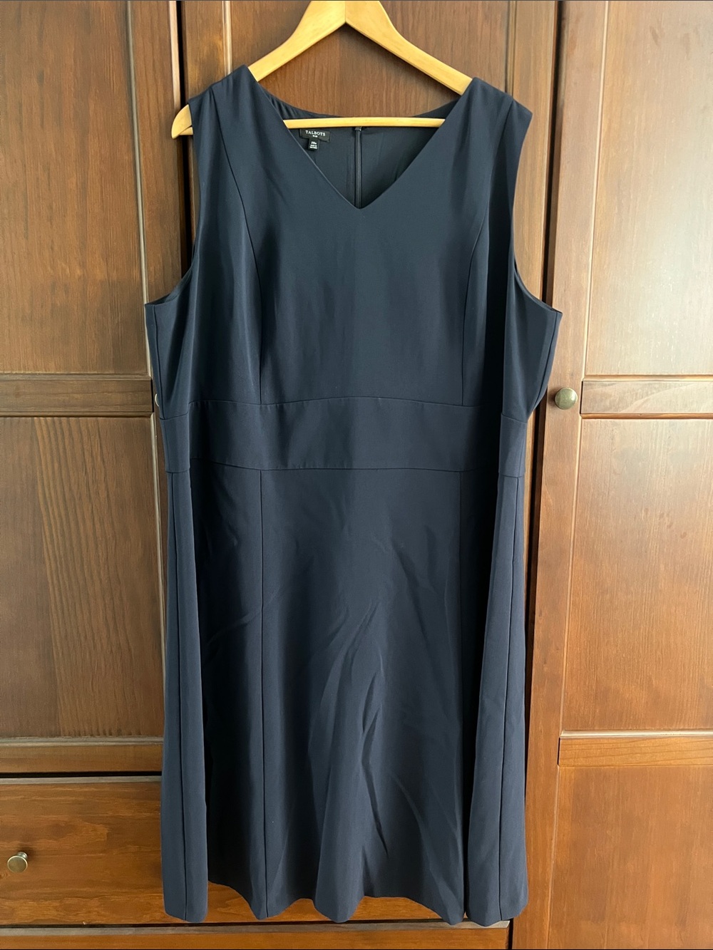Talbots Plus Easy Travel Sleeveless V-Neck Dress Navy 20W Wrinkle Resistant